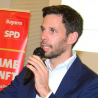 Sven Ehrhardt: Starken Sozialstaat im Bezirkstag erhalten